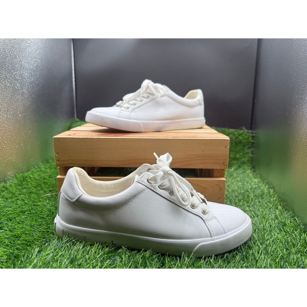 Nine West- All White- Low Top Sneakers- Size 8W